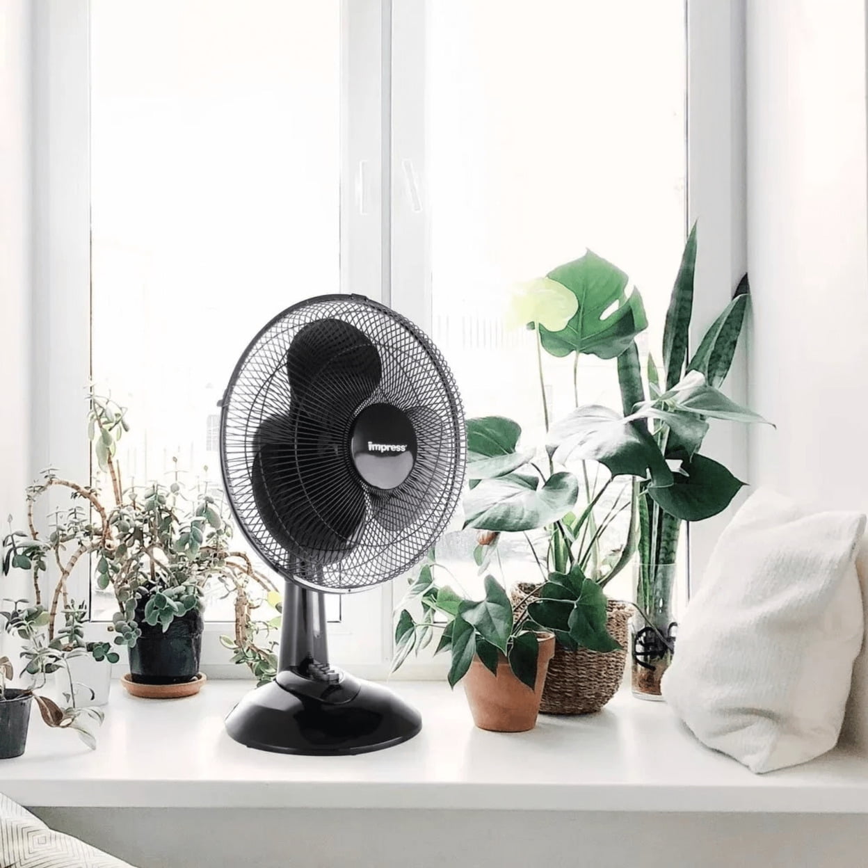 Impress 12 inch 3 Speed Oscillating Table Fan in Black