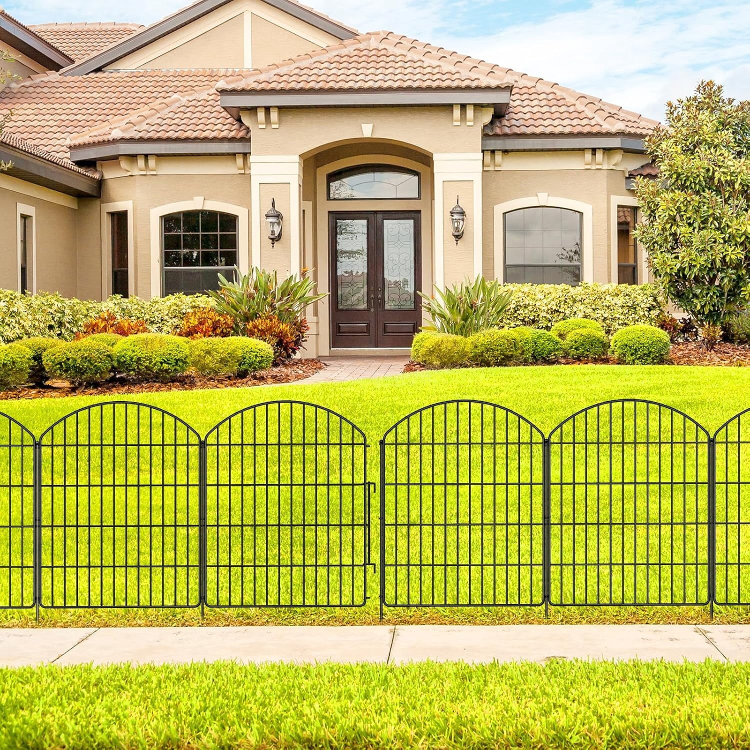 Decorative Garden Fence 5 Panels + 1 Gate, 29.9in (H) x 11.4ft (L), Metal No Dig Fence Animal Barrier for Dog, Flower Edging for Yard & Patio Outdoor Landscape, Arched