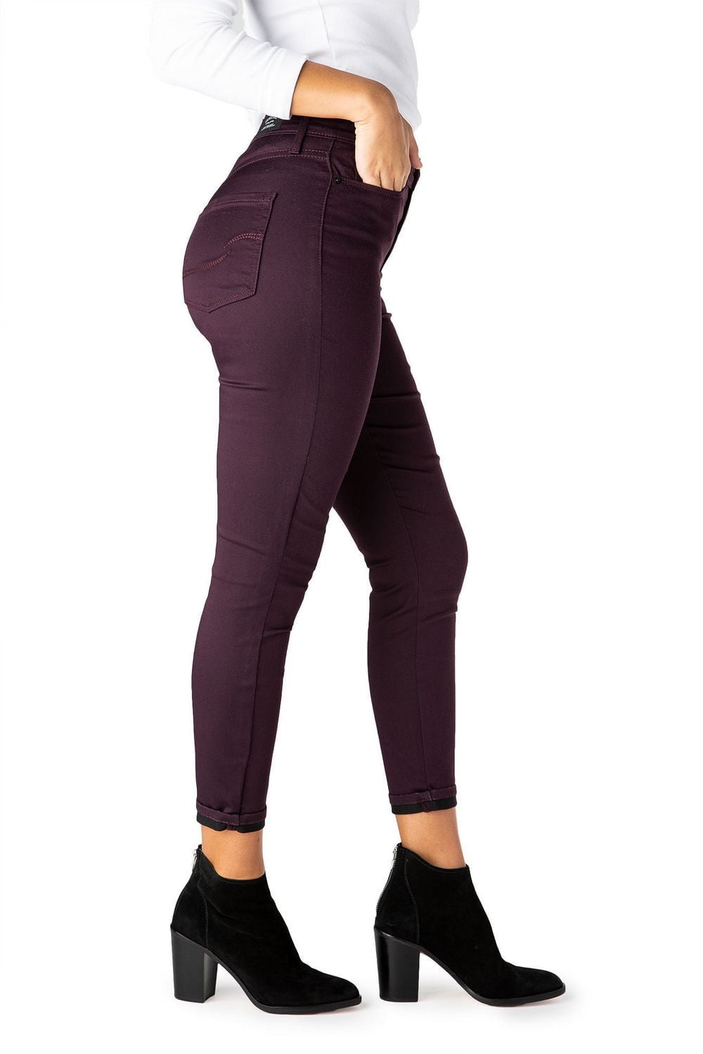 Levi Strauss Signature.™ Women's High-Rise Ankle Skinny Cuff