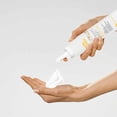 thumbnail image 4 of SHOWERMATE Flower Perfume Body Wash 31.7 fl oz 900 ml (Púrpura - Lavanda y Lila), 4 of 5