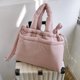 thumbnail image 5 of Bolso Hombro Acolchado Mano para Mujer Gran Capacidad, 5 of 9