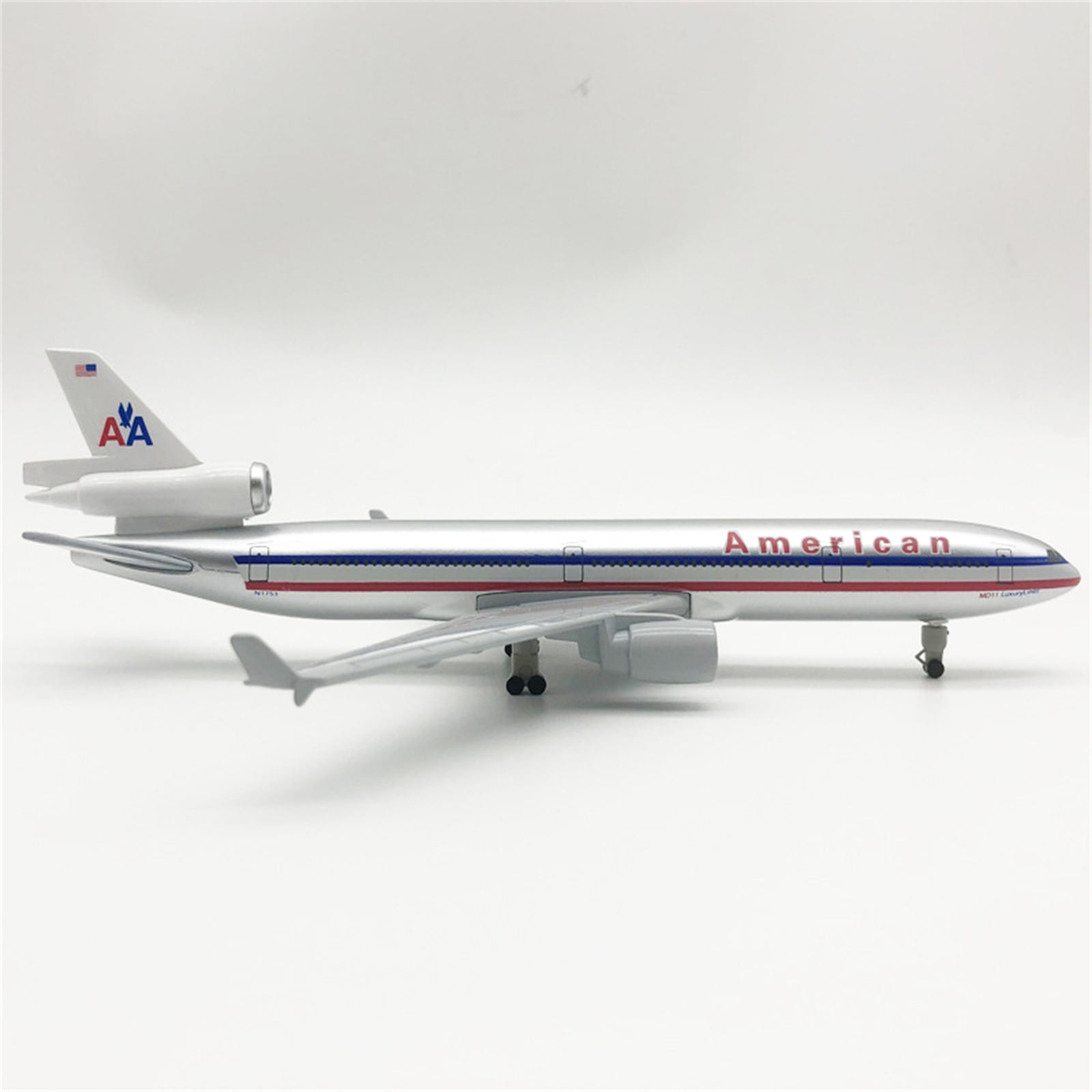 1:400 American MD-11 Diecast Airplane Model, 20CM, Alloy with Movable Wheels, Landing Gears, Display Stand for Aviation Enthusiasts