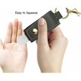 thumbnail image 3 of Llavero con botes de viaje, 4 piezas/juego, botes rellenables vacíos de 30 ml, llavero de cuero para desinfectante de manos, recipiente rellenable, botella con tapa abatible y soporte para borlas, 3 of 5
