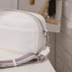 thumbnail image 2 of Bolsa cruzados clásicos de mensajero pequeño de PU sólido de viaje (Blanco) JShteea Para Estrenar, 2 of 6