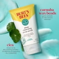 thumbnail image 4 of Exfoliante facial Burt's Bees transparente y equilibrado con ácido salicílico, 4 of 9