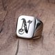 thumbnail image 1 of Anillo de sello con iniciales Retro Vnox para hombre, 18mm, sello pesado voluminoso, banda masculina, letras de acero inoxidable, regalo de joyería personalizado para él Tan Jianjun unisex, 1 of 2