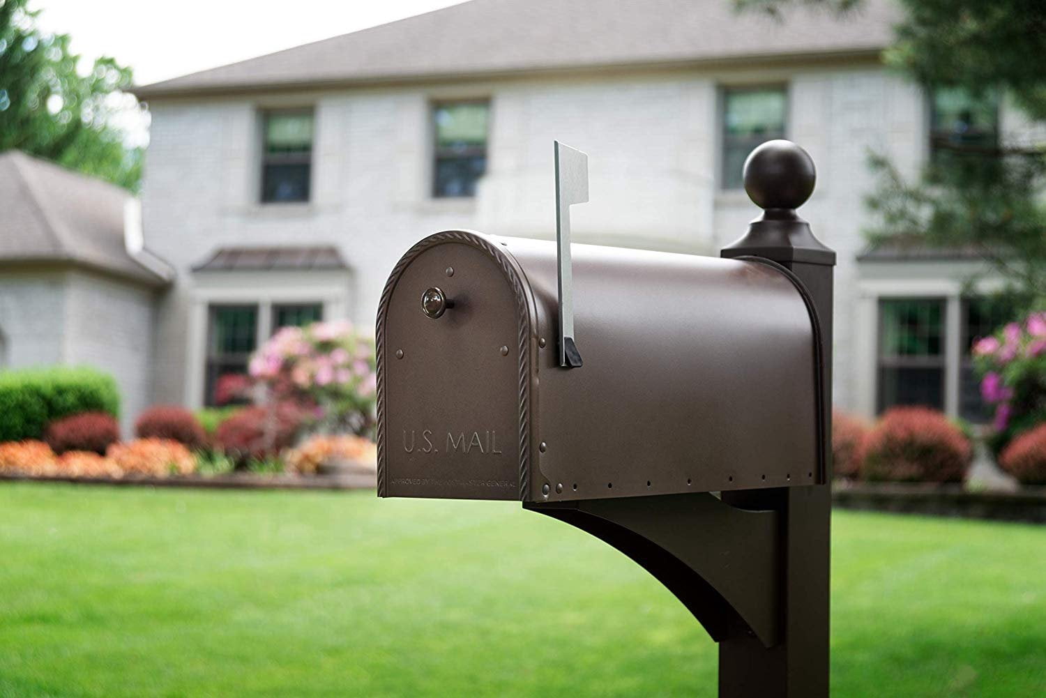 Gibraltar Mailboxes Edwards Large Capacity Galvanized Steel Venetian Bronze, Post-Mount Mailbox, EM160VB0