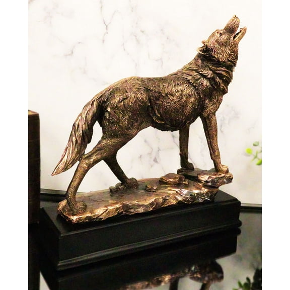 Rustic Forest Woodlands Howling Spirit Alpha Wolf Figurine With Trophy Base