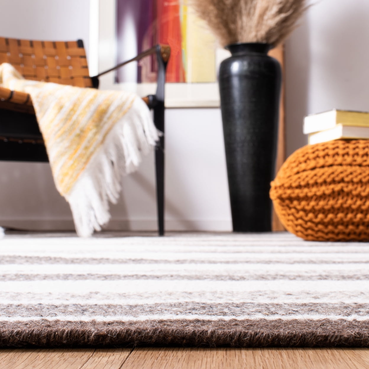 SAFAVIEH Kilim Carlie Striped Area Rug, Ivory/Brown, 5' x 8'