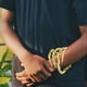 thumbnail image 3 of Pulsera Esqueleto Hugo Dorado para Disfraz de Halloween, 3 of 7