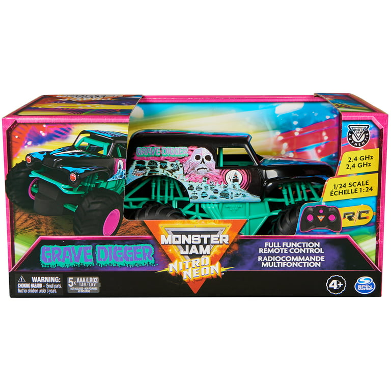 Monster Jam, Official Grave Digger Remote Control Monster Truck, 1:24  Scale, 2.4 GHz, for Ages 4 and Up