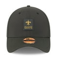 thumbnail image 2 of Men's New Era Black New Orleans Saints 2025 Sideline 39THIRTY Flex Hat, 2 of 5