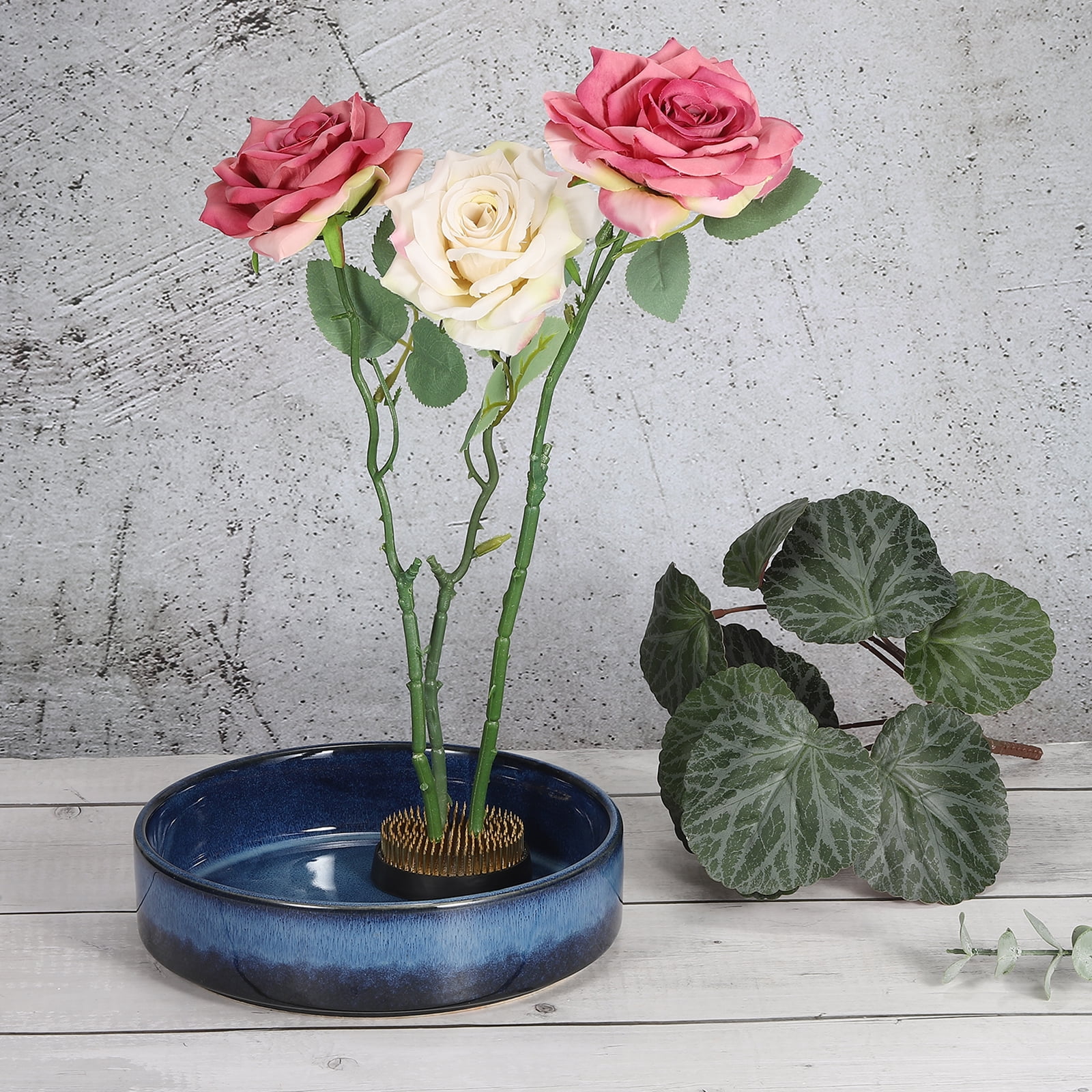 Uxcell 1.6"/2" Flower Frogs Ikebana Kenzan Flower Arranger Tool Brass Floral Frog Pin Holder Gold 3Pcs