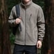 thumbnail image 4 of Chaqueta polar de invierno para hombre, de talla grande, con bolsillos, de color liso, informal, gruesa y abrigada, resistente al frío, 4 of 5