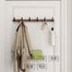 thumbnail image 2 of Zhuge Gancho de puerta de madera maciza de 1 pieza, gancho de madera de haya, gancho para abrigo, decoración de pared, dormitorio, probador, sin necesidad de perforar ganchos (blanco, 3 ganchos), 2 of 5