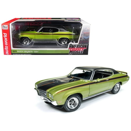 Buick Skyhawk Car - 1971 Buick Skylark GSX Limemist Green w/ Black Hardtop & Black Stripes Ltd Ed 702 pcs 1/18 Diecast Car by Autoworld