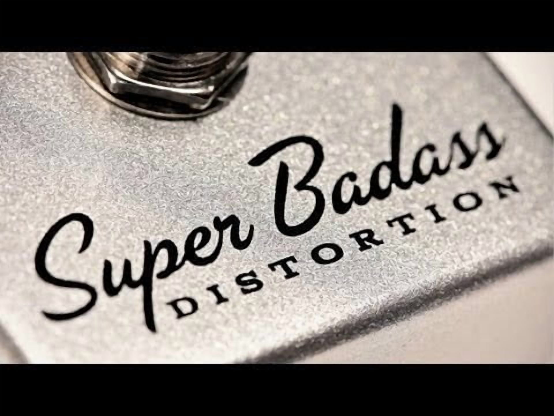 MXR M75 Super BadassDistortion