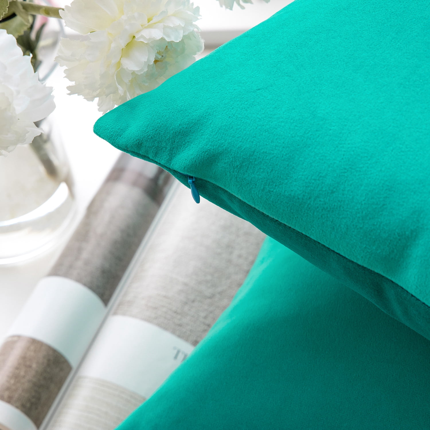 Phantoscope Soft Silky Velvet Series Decorative Throw Pillow, 18" x 18", Turquoise, 1 Pack