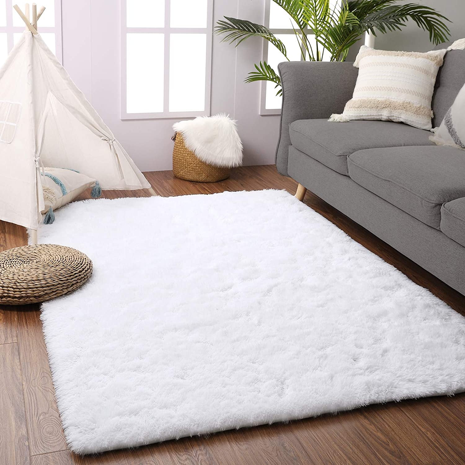 Homore Modern Shaggy Velvet Carpet for Living Room, 4' x 5.3' , White