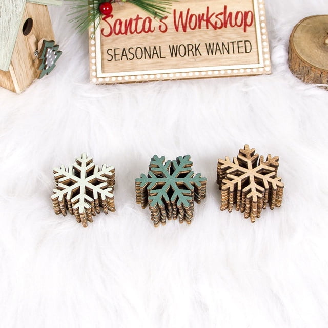 24PCS/Box Vintage Snowflake Christmas Wooden Pendants Ornaments Christmas Tree Ornaments Christmas Decorations Hanging Gifts