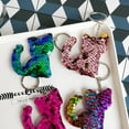 thumbnail image 4 of llaveros creativos de lentejuelas con forma de gato, llaveros colgantes de moda (rosa, colorido, rosa, verde, negro, rosa y blanco, 6 unidades/juego), 4 of 8