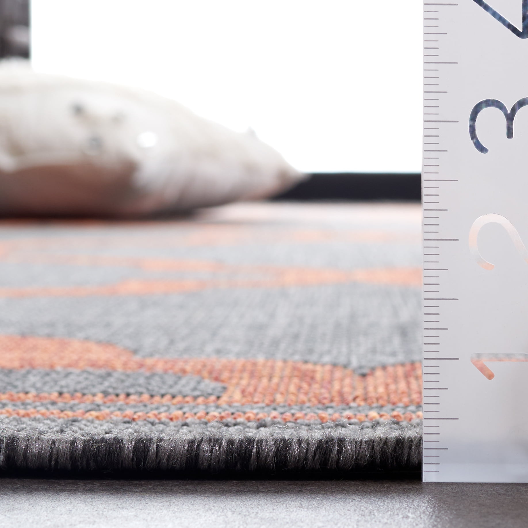 SAFAVIEH Machine Washable Rug Indoor/Outdoor Bermuda Collection - Bermuda Tamaya Geometric Machine Washable Indoor/Outdoor Area Rug, Charcoal/Rust, 8' x 10'