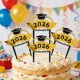 thumbnail image 5 of Adornos para tartas de graduación 2026 – Toppers de cupcakes acrílicos en espejo negro y dorado con diseño de tapa, 6 piezas de decoración para la mesa de postres para la fiesta de graduación, 5 of 6