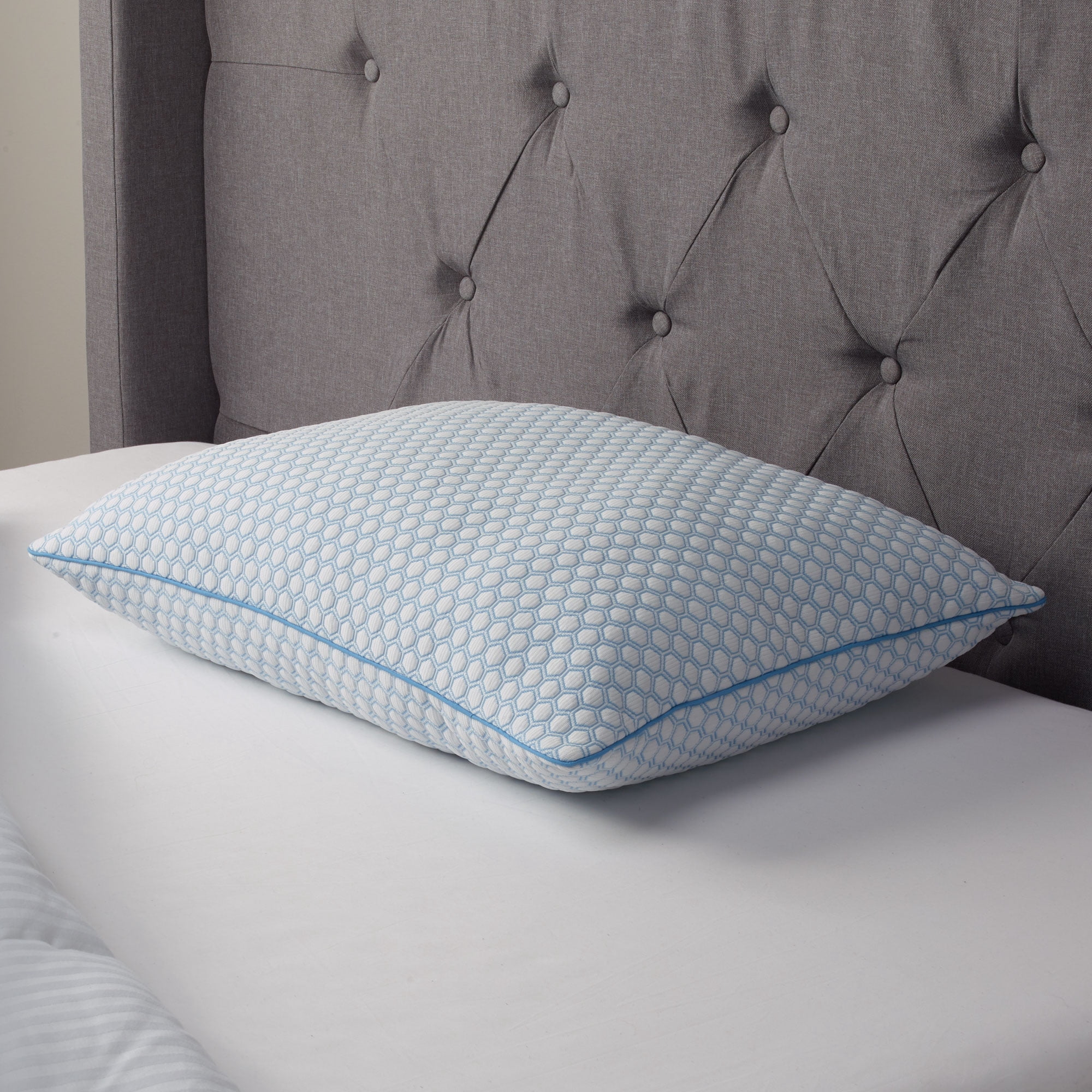 TruCool Hybrid Bed Pillow Featuring Serene Foam, Standard/Queen