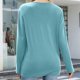 thumbnail image 4 of Camiseta de manga larga con cuello en V para mujer, suave, transpirable, color puro, dobladillo suelto, blusas casuales, tops de moda para viajes, trabajo, azul, verde, L, 4 of 6
