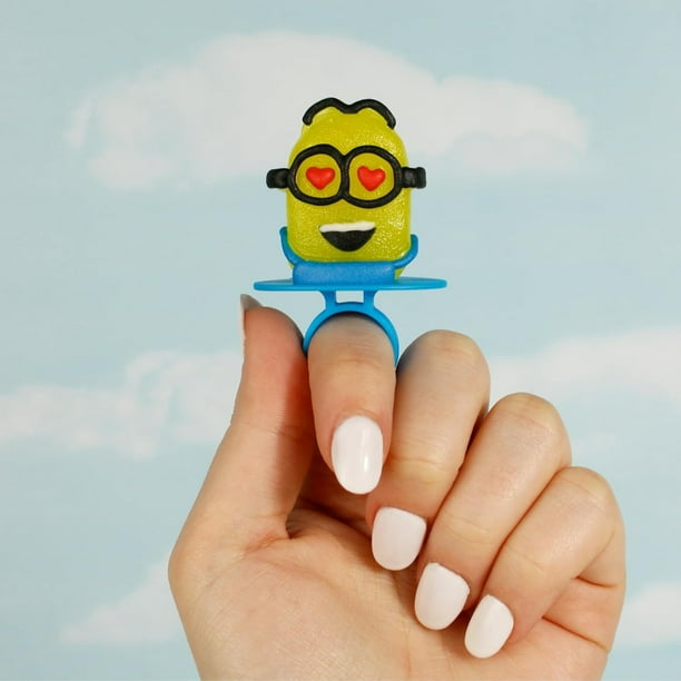 Minions Lollipop Rings, 18 Count, 7.61 oz Box - Walmart Business