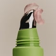 thumbnail image 2 of Tratamiento labial Sweet July para hidratar y rellenar la piel, 15 ml, guayaba, 2 of 9