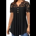 thumbnail image 1 of Blusas Tipo Túnica de Talla Grande para Mujer, de Corta, con Cuello en V, Plisadas y Botones de Encaje. Negro L, 1 of 6