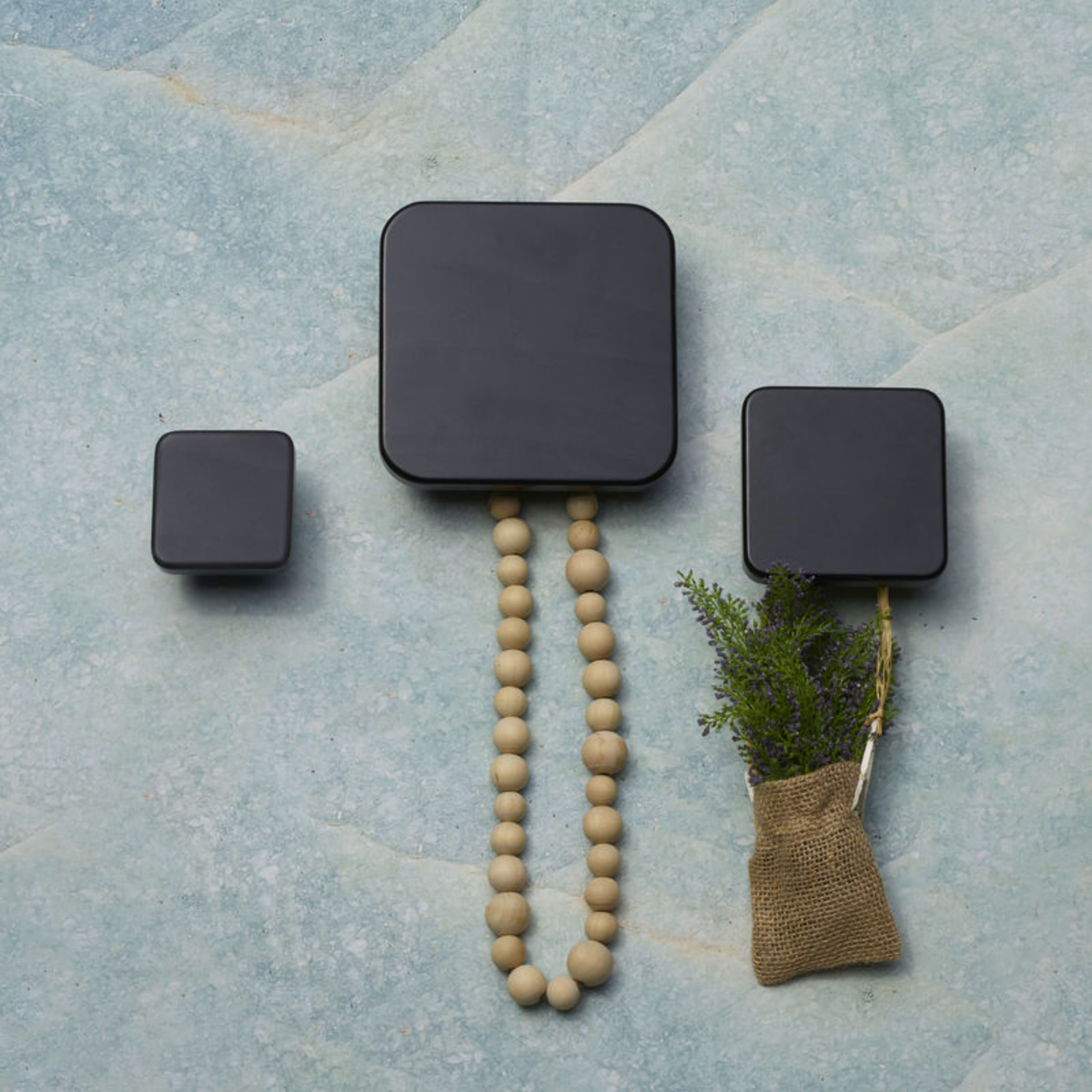 Melannco Set of 3 Black Graduated Square Wall Hooks