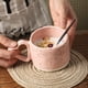 thumbnail image 4 of de Cerámica Rosa de 300 Ml con Asa en Forma de Corazón, Ideal para Café, Leche, Avena, Agua, Regalo de San Valentín., 4 of 5