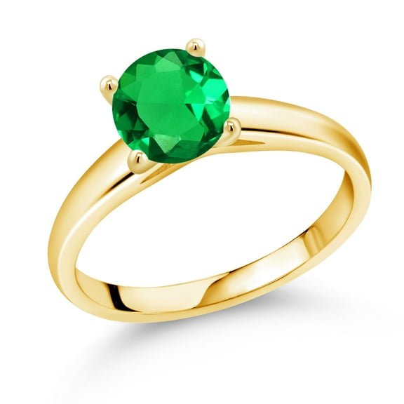 Gem Stone King 1.22 Ct 7mm Round Green Simulated Emerald 10K Yellow Gold Ring (Size 6)