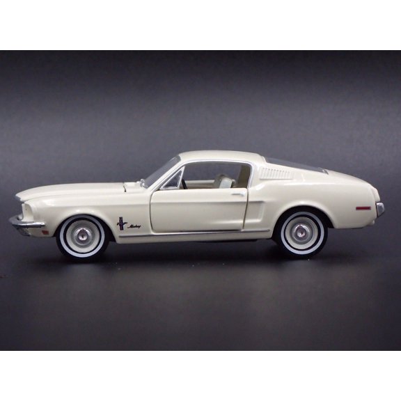 Open Box 1968 68 FORD MUSTANG 302 2+2 FASTBACK RARE 1:64 SCALE DIORAMA DIECAST MODEL CAR