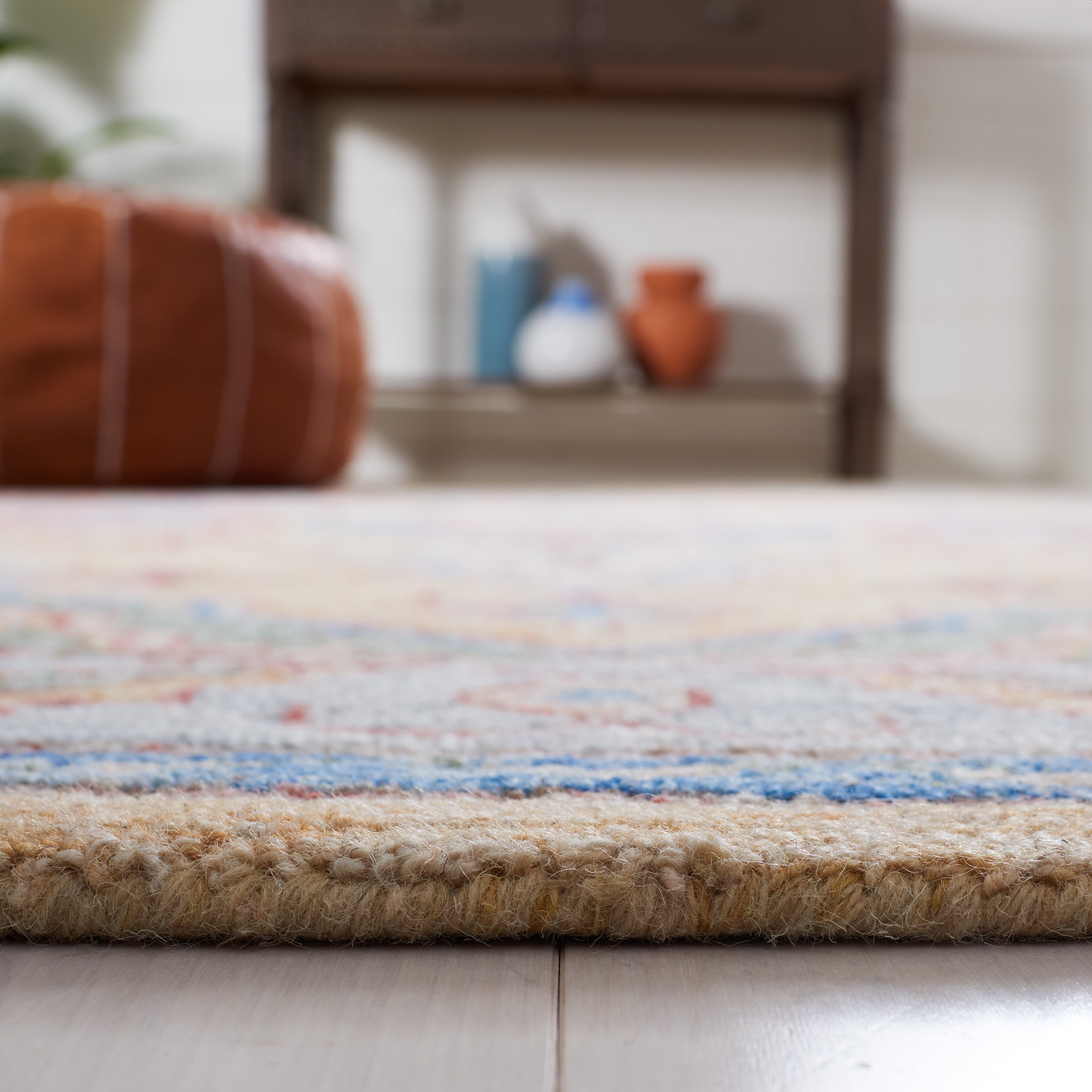 SAFAVIEH Metro David Medallion Area Rug, Yellow/Rust, 6' x 6' Round