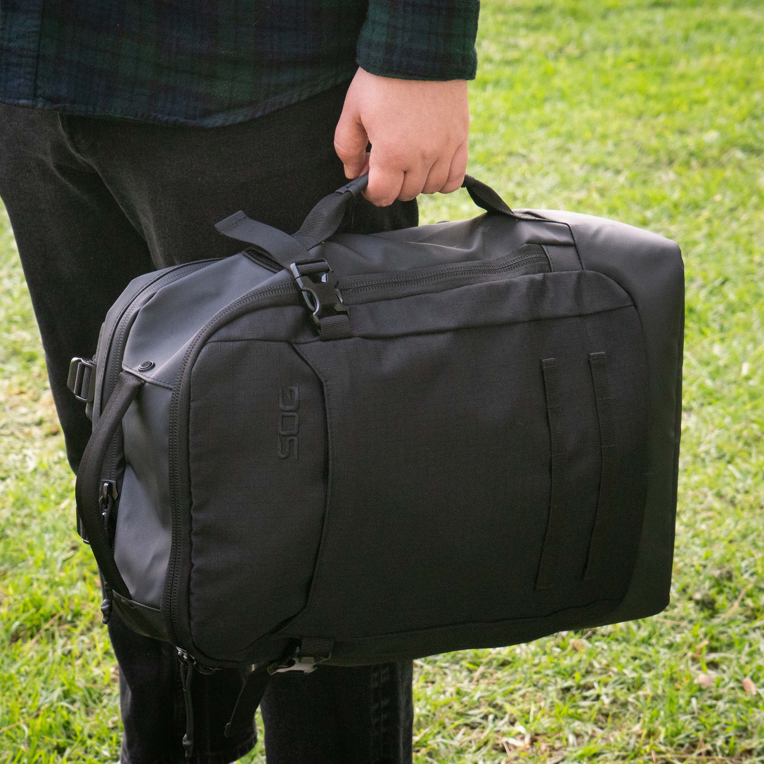 SOG Caravan Travel Backpack Black for Adults with 17-Inch Laptop Compartment