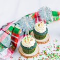 thumbnail image 4 of Ephlyn 30 toppers para cupcakes con foil efecto fuegos artificiales, blancos, 4 of 7