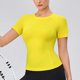 thumbnail image 2 of Camiseta de Manga Corta de Yoga para Mujeres Color Sólido Moda Casual Respirable Apretado Deportivo de Alta Elasticidad Camiseta de Carrera de Manga de Raglan Cuello Redondo Top de Manga Corta de Muj, 2 of 5