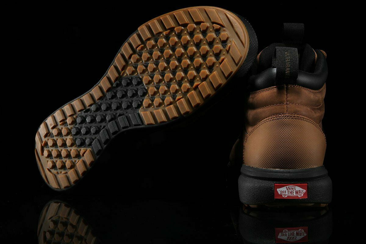 vans ultrarange hi mte dachshund