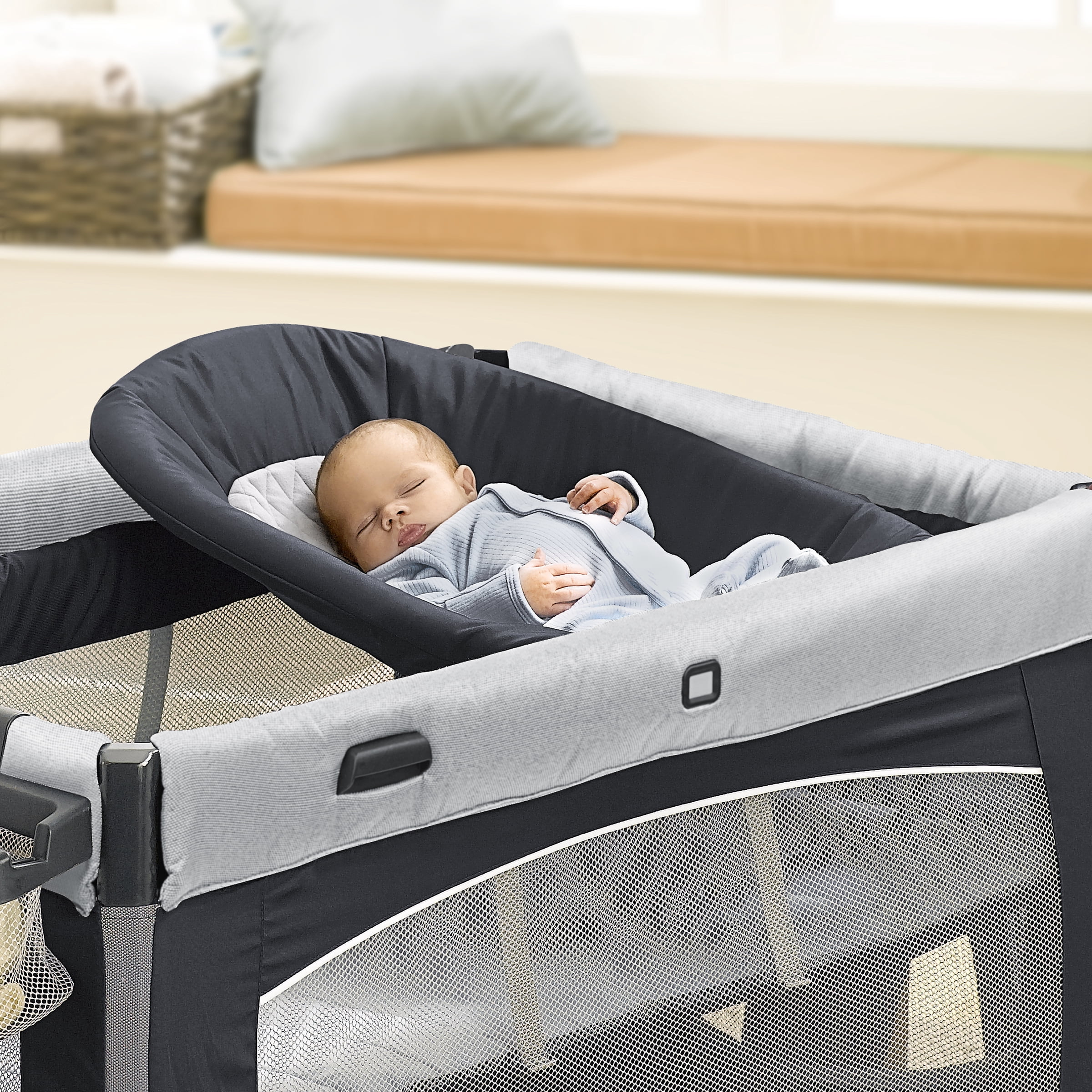 chicco lullaby playpen
