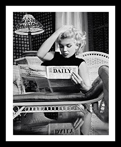 'Marilyn Monroe Reading Motion Picture Daily 1955' Framed Photographic Print 