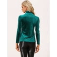 thumbnail image 4 of Blusa básica de cuello alto de terciopelo elástico con cuello simulado para mujer Verde L, 4 of 6