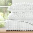 thumbnail image 6 of Noble Linens 3 Piece Seersucker Textured All Season Down-Alternative Comforter Set, White, King/Cal-King, 6 of 15