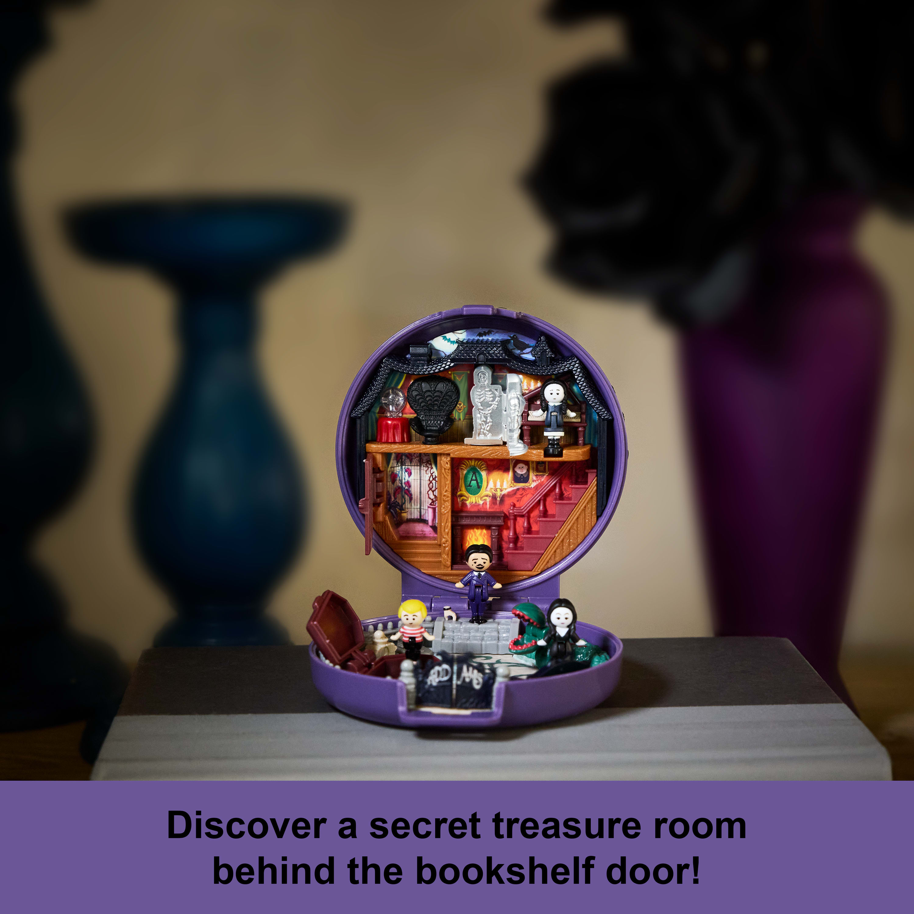 Polly Pocket Addams Family Collector Compact Special Edition photo 4