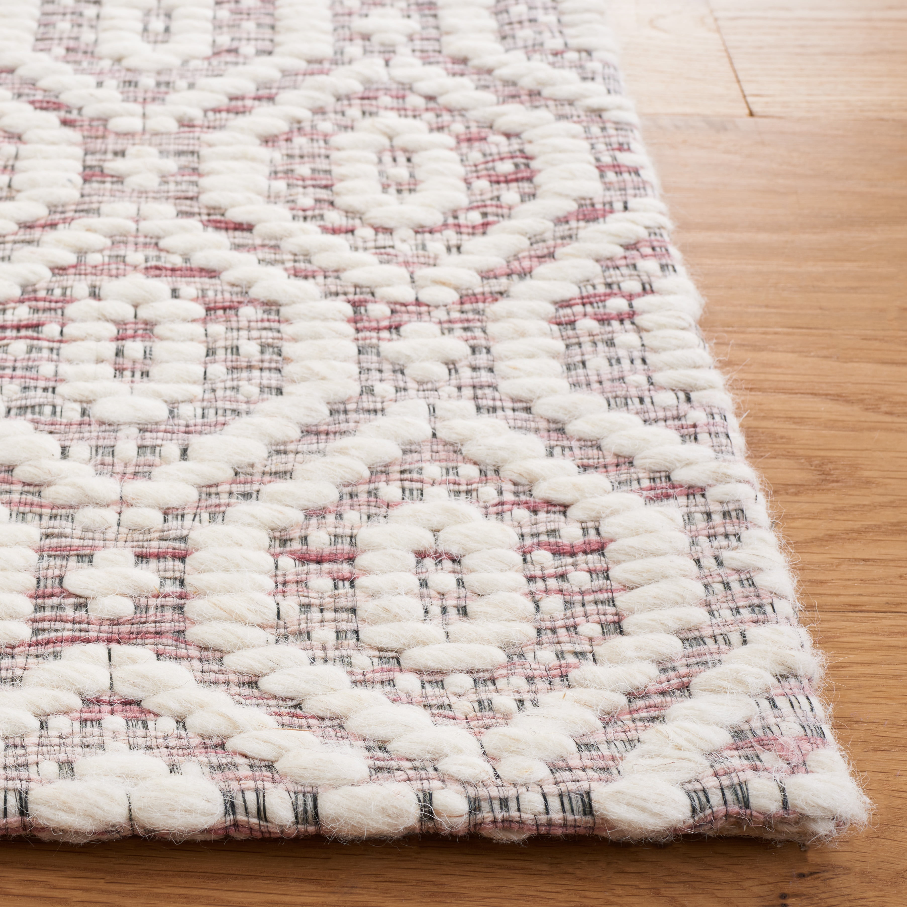 SAFAVIEH Marbella Fabiana Geometric Area Rug, Pink/Ivory, 5' x 8'
