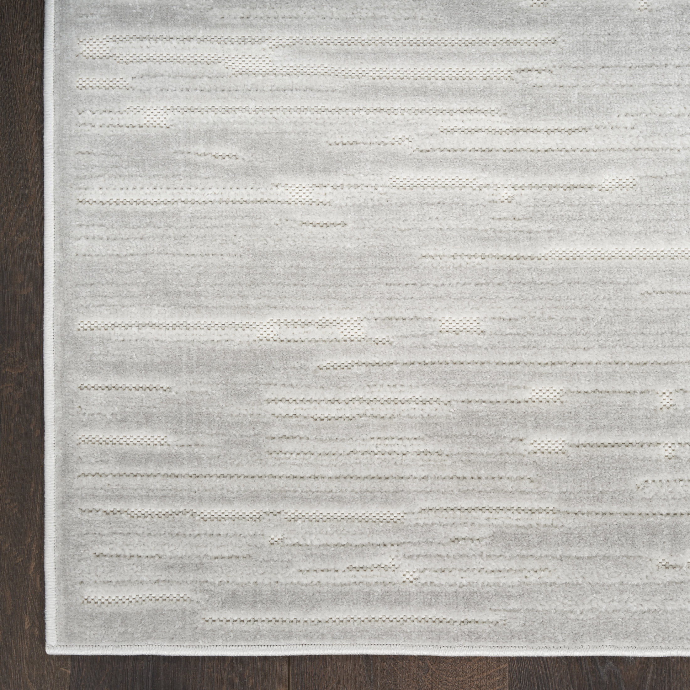 Nourison Care Free 3'11" x 5'11" Light Grey Modern Indoor Rug