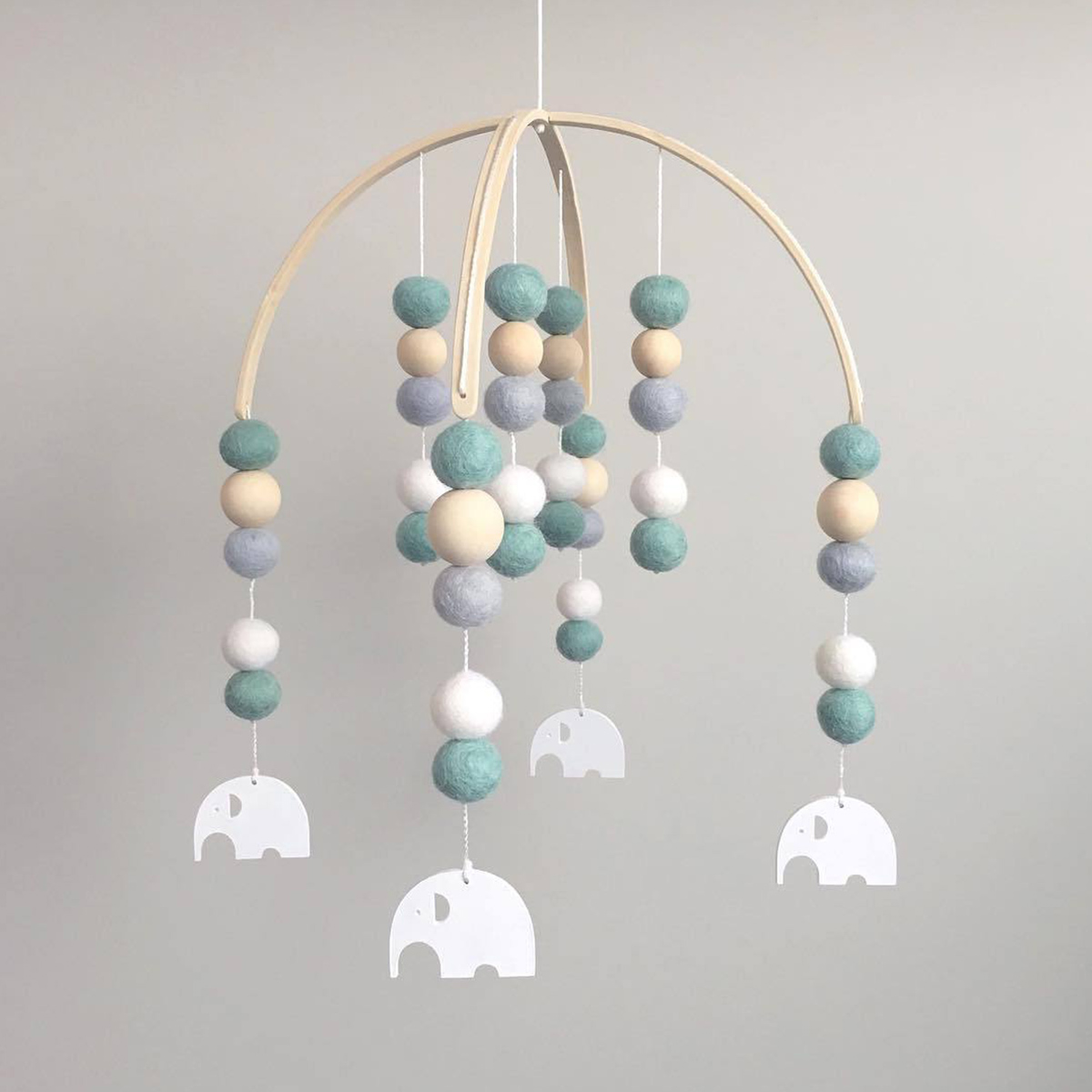 Eummy Baby Wind Chimes Wooden Bead Felt Baby Bed Mobile Wind Chime