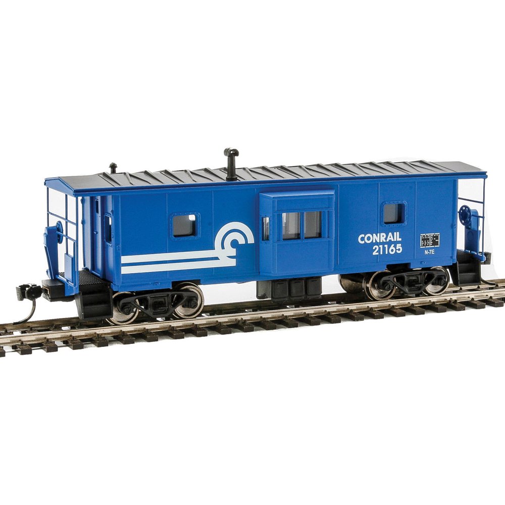 Walthers HO Scale International Bay Window Caboose Conrail/CR (Blue